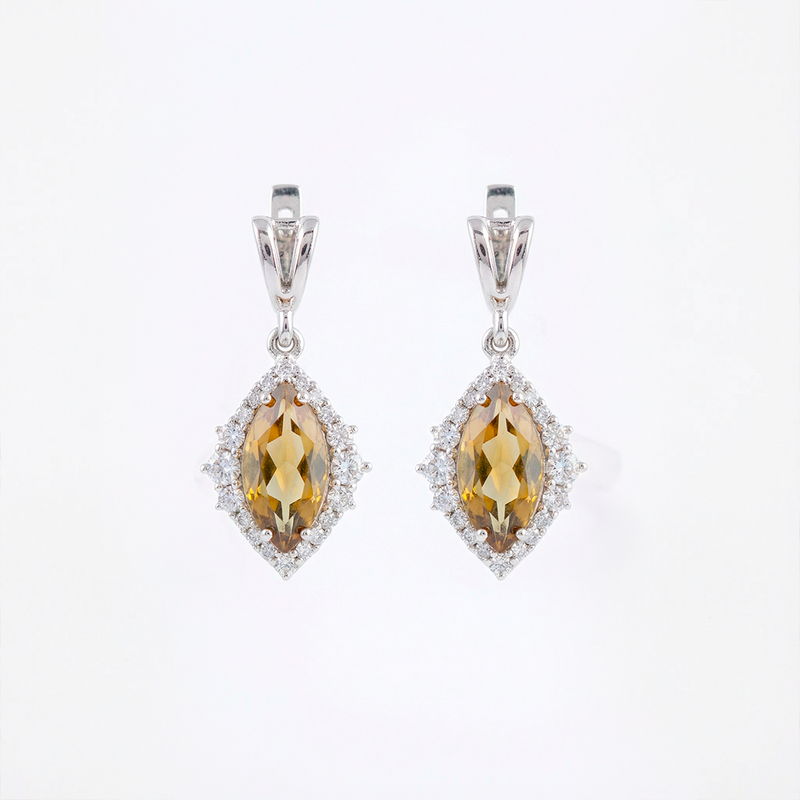 Load image into Gallery viewer, RUH PETAL EARRING