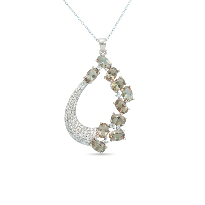 Load image into Gallery viewer, LUNA ARC NECKLACE